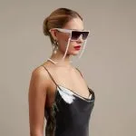 Okkia Glasses Chain White Beads  - Image 2