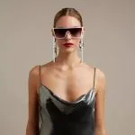 Okkia Glasses Chain White Beads  - Image 3